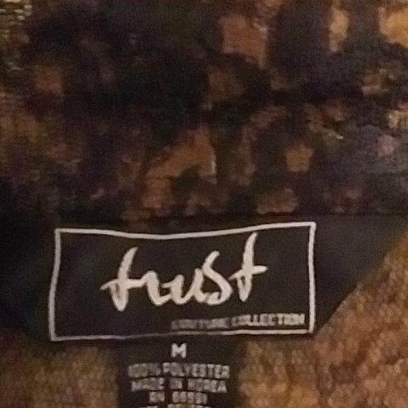 "Trust Couture Collection" Rattlesnake button up - Picture 3 of 5